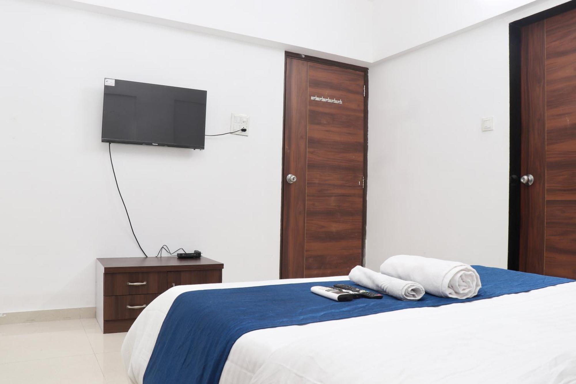 Zenith Homes - Boomerang * Bombay